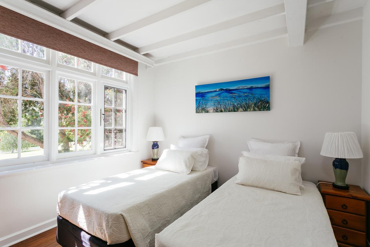 アルバニー Elliot House Bed & Breakfast エクステリア 写真